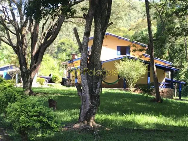 Sítio com 61276m² 3 quartos e 2 banheiros, à venda, no bairro Zona Rural em Silveiras