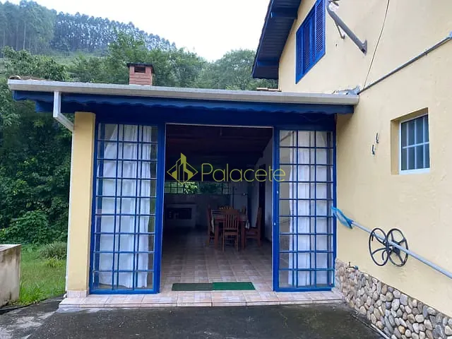 Sítio com 61276m² 3 quartos e 2 banheiros, à venda, no bairro Zona Rural em Silveiras