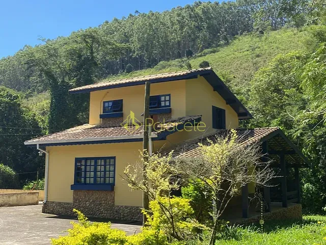 Sítio com 61276m² 3 quartos e 2 banheiros, à venda, no bairro Zona Rural em Silveiras