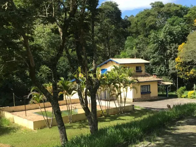Sítio com 61276m² 3 quartos e 2 banheiros, à venda, no bairro Zona Rural em Silveiras