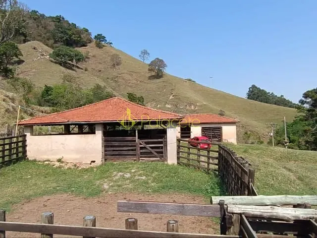 Chácara com 580800m², à venda, no bairro Centro em Cunha