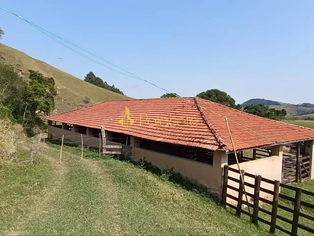 Chácara com 580800m², à venda, no bairro Centro em Cunha