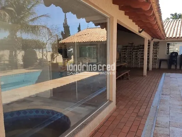 Chácara com 1200m², à venda, no bairro Parque das Grevíleas em Maringá