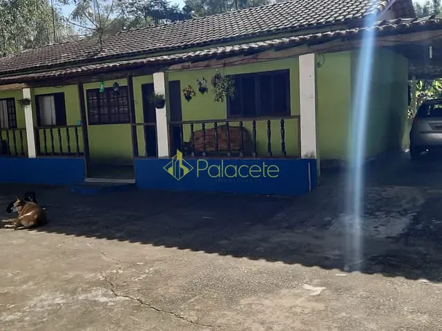 Chácara com 500m² 3 quartos e 2 banheiros, à venda, no bairro Colméia em Pindamonhangaba