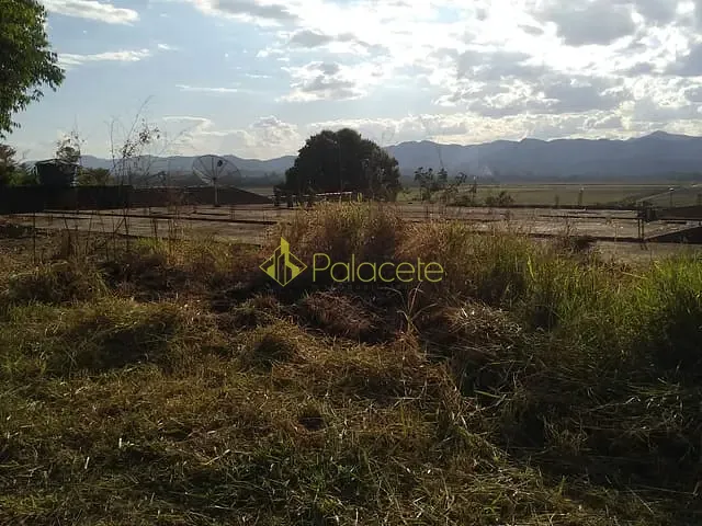 Chácara com 6675m², à venda, no bairro Quiririm em Taubaté