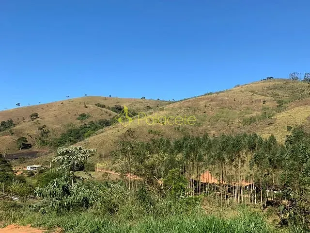 Chácara com 40000m², à venda, no bairro Zona Rural em Lagoinha