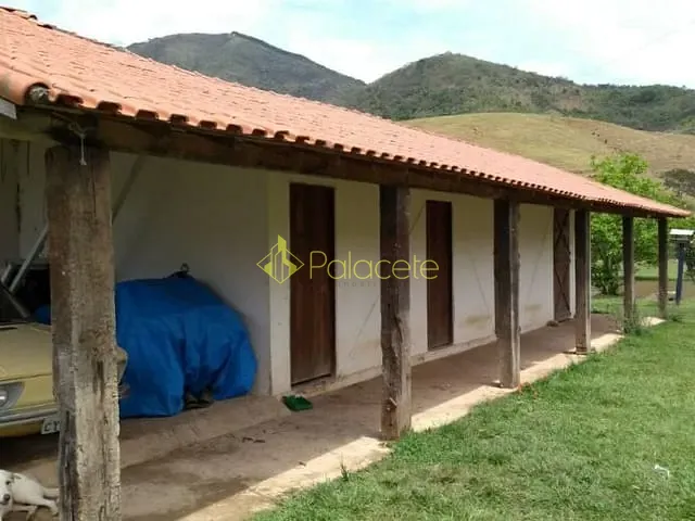 Chácara com 2420000m² 3 quartos e 2 banheiros, à venda, no bairro Zona Rural em Roseira