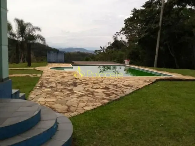Chácara com 2420000m² 3 quartos e 2 banheiros, à venda, no bairro Zona Rural em Roseira