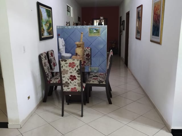 Chácara com 24000m² 3 quartos e 3 banheiros, à venda, no bairro Registro em Taubaté