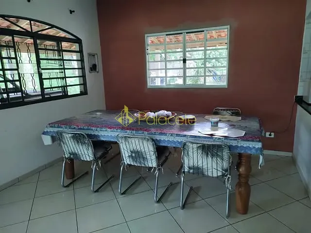 Chácara com 24000m² 3 quartos e 3 banheiros, à venda, no bairro Registro em Taubaté