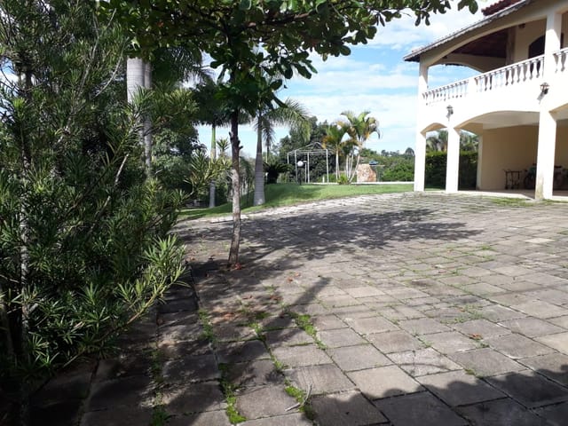 Chácara com 3010m² 3 quartos e 3 banheiros, à venda, no bairro Boa Vista em Caçapava