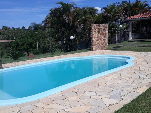 Chácara com 3010m² 3 quartos e 3 banheiros, à venda, no bairro Boa Vista em Caçapava