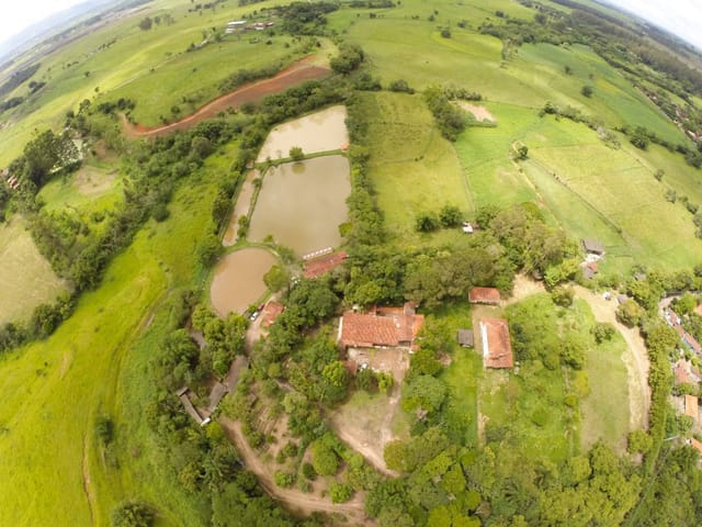 Chácara com 55000m² 4 quartos e 2 banheiros, à venda, no bairro Bom Sucesso em Pindamonhangaba