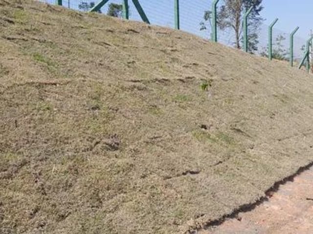 Chácara com 2500m², à venda, no bairro Loteamento Chácaras Ingrid em Taubaté