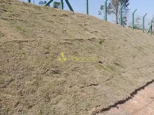Chácara com 2500m², à venda, no bairro Loteamento Chácaras Ingrid em Taubaté