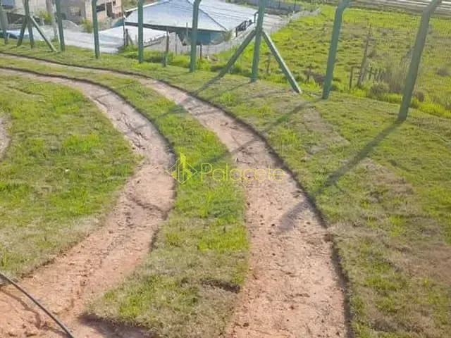 Chácara com 2500m², à venda, no bairro Loteamento Chácaras Ingrid em Taubaté
