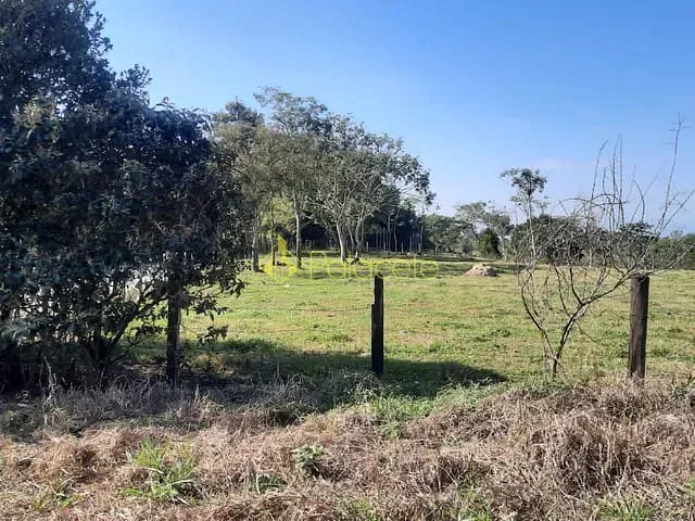 Chácara com 20000m², à venda, no bairro Madú em Pindamonhangaba