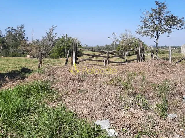 Chácara com 20000m², à venda, no bairro Madú em Pindamonhangaba