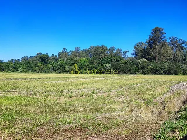 Chácara com 27000m², à venda, no bairro Bom Sucesso em Pindamonhangaba