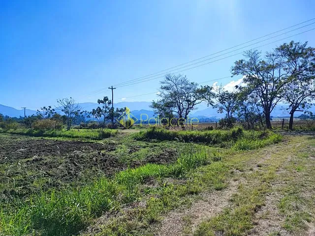 Chácara com 27000m², à venda, no bairro Bom Sucesso em Pindamonhangaba