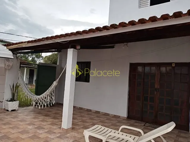 Chácara com 1600m² 6 quartos e 3 banheiros, à venda, no bairro Campinas em Pindamonhangaba