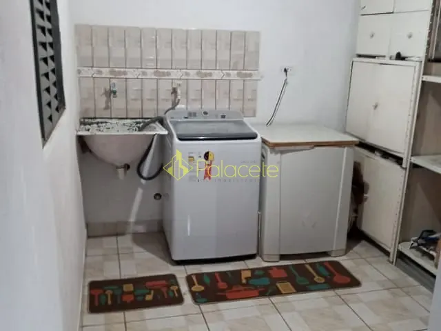 Chácara com 1600m² 6 quartos e 3 banheiros, à venda, no bairro Campinas em Pindamonhangaba