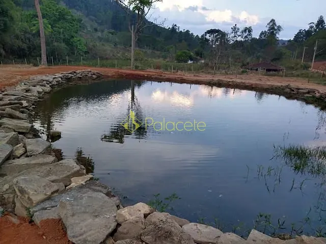 Chácara com 20000m², à venda, no bairro Bairro do Macuco em Taubaté