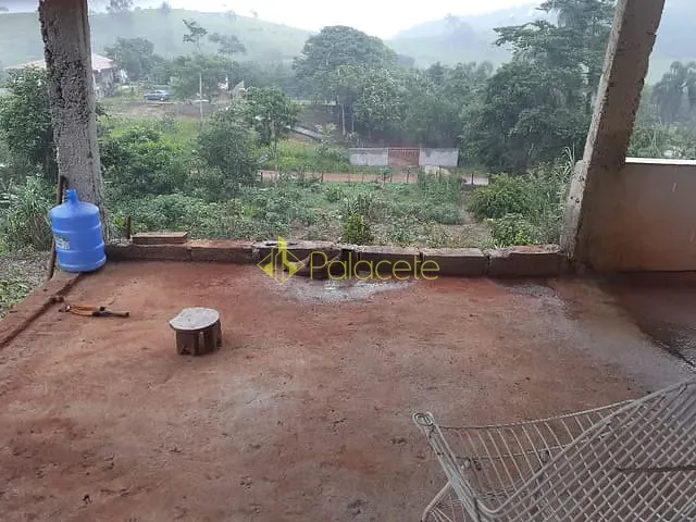 Chácara com 1260m² 2 quartos e 1 banheiro, à venda, no bairro Goiabal em Pindamonhangaba