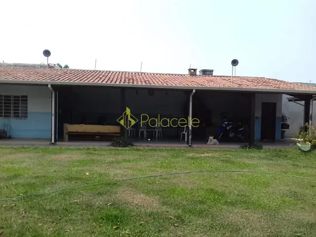 Chácara com 300m², à venda, no bairro Parque São Luís em Taubaté