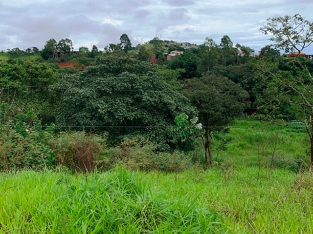 Chácara com 1667m², à venda, no bairro Goiabal em Pindamonhangaba