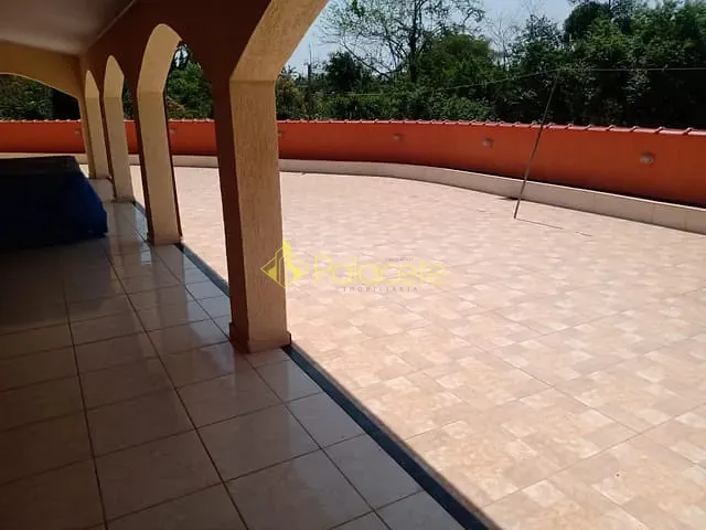 Chácara com 15000m² 6 quartos e 5 banheiros, à venda, no bairro Barreiro em Taubaté