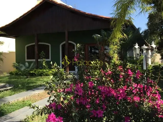 Chácara com 2300m² 3 quartos e 1 banheiro, à venda, no bairro Jardim Carlota em Pindamonhangaba