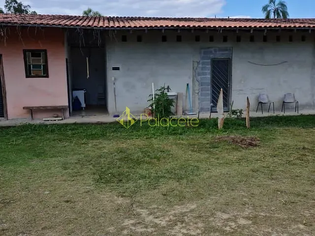 Chácara com 1200m² 2 quartos e 2 banheiros, à venda, no bairro Bom Sucesso em Pindamonhangaba