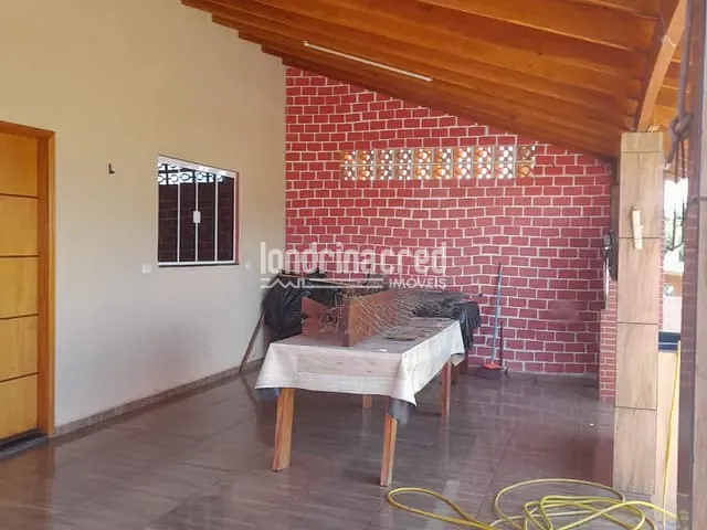 Chácara com 1000m² 2 quartos e 1 banheiro, à venda, no bairro Centro em Alvorada Do Sul