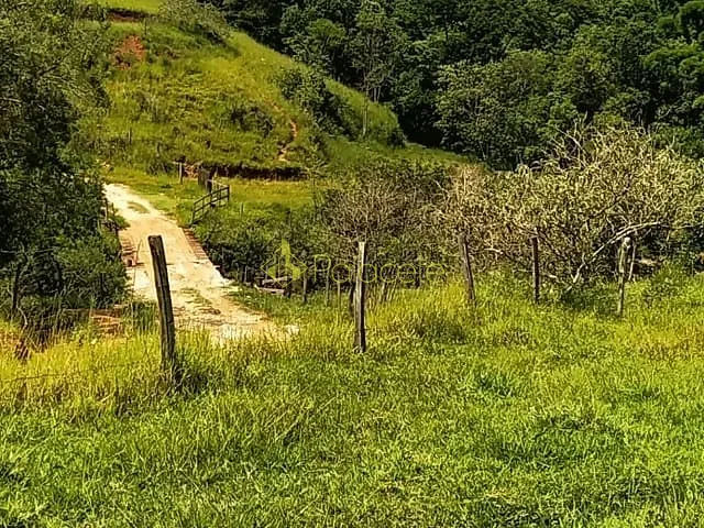 Chácara com 55189m², à venda, no bairro Registro em Taubaté
