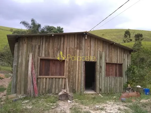 Chácara com 135000m², à venda, no bairro Zona Rural em Piquete