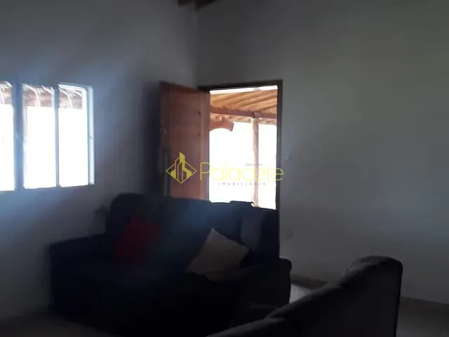 Chácara com 1075m² 2 quartos e 1 banheiro, à venda, no bairro Bom Sucesso em Pindamonhangaba