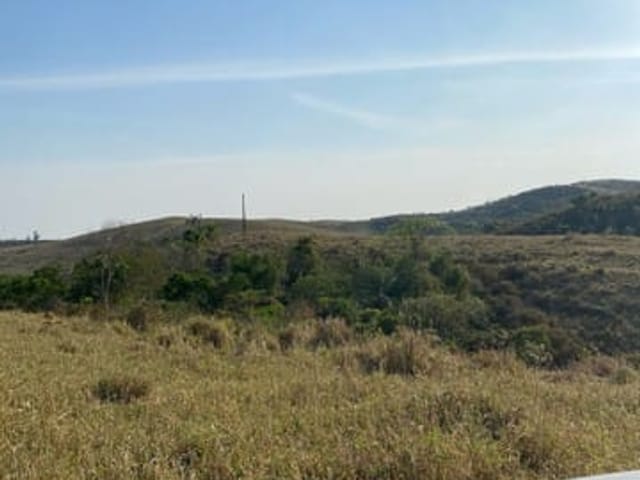 Chácara à venda, no bairro Campinho em Lorena