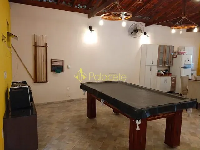 Chácara com 2300m² 4 quartos e 4 banheiros, à venda, no bairro Alto do Piracuama em Pindamonhangaba