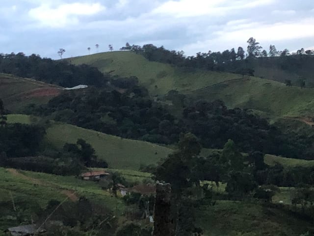 Chácara com 27000m² 3 quartos e 3 banheiros, à venda, no bairro . em Cambuí