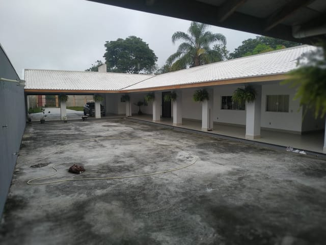 Chácara com 1409m² 3 quartos e 5 banheiros, à venda, no bairro Pedro Leme em Roseira
