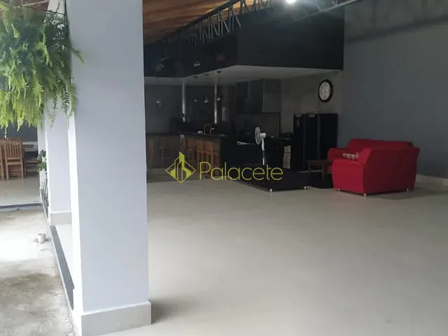 Chácara com 1409m² 3 quartos e 5 banheiros, à venda, no bairro Pedro Leme em Roseira