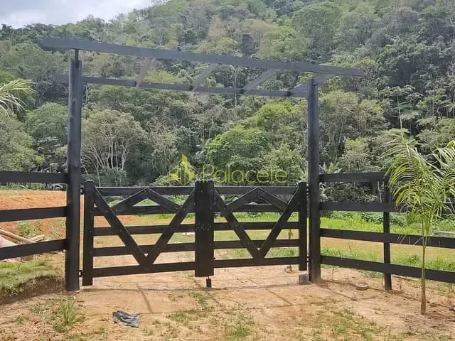 Chácara com 40000m², à venda, no bairro Ribeirão Grande em Pindamonhangaba