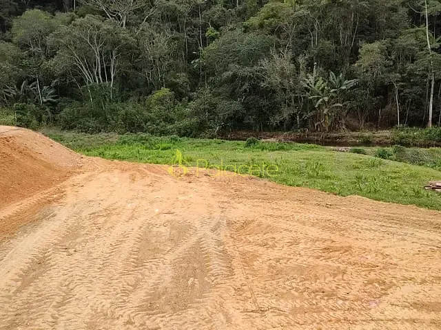 Chácara com 40000m², à venda, no bairro Ribeirão Grande em Pindamonhangaba
