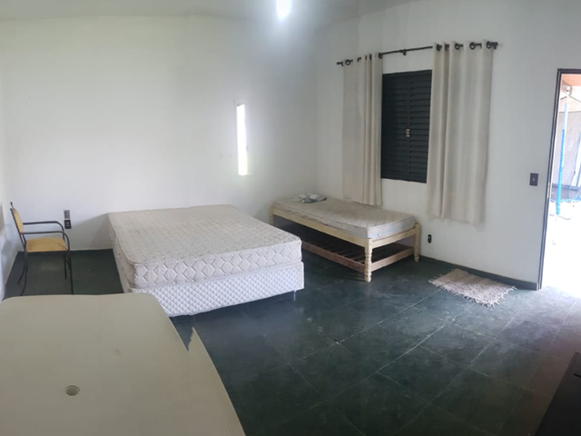 Chácara com 1700m² 2 quartos e 4 banheiros, à venda, no bairro Zona Rural em Pindamonhangaba