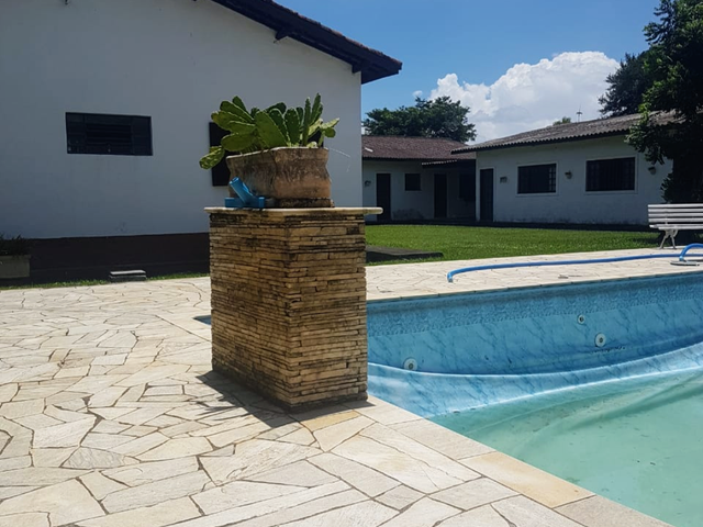 Chácara com 1700m² 2 quartos e 4 banheiros, à venda, no bairro Zona Rural em Pindamonhangaba