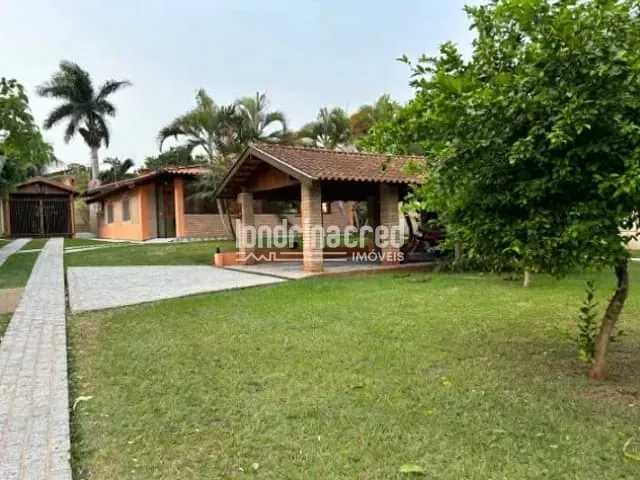 Chácara com 1000m² 2 quartos e 2 banheiros, à venda, no bairro Rural em Alvorada do Sul