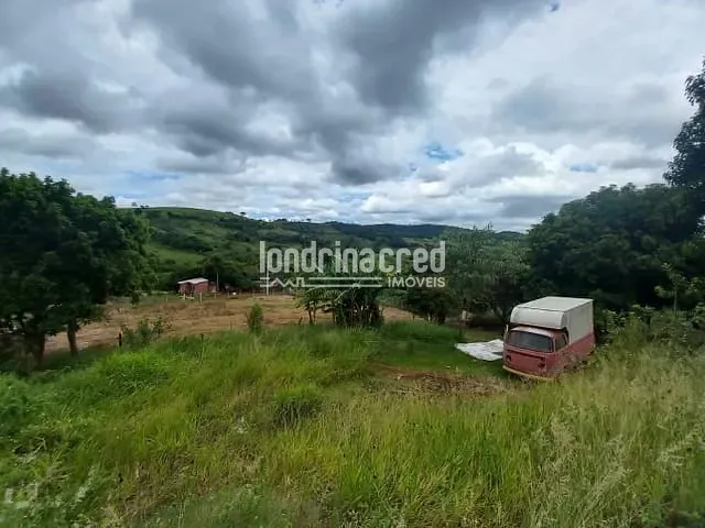 Chácara com 1000m², à venda, no bairro Área Rural de Londrina em Londrina