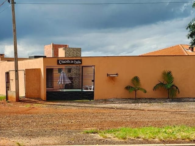 Foto do Chácara - Chácara Mobiliada no Condomínio Água da Prata com Suíte, Piscina Aquecida, Churrasqueira, Fogão à Lenha e Lazer Completo – Próximo ao Catuaí Londrina! | Londrina Cred Imóveis