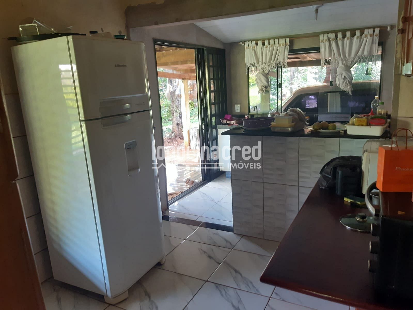 Sítio, 3 quartos, 2260 m² - Foto 3